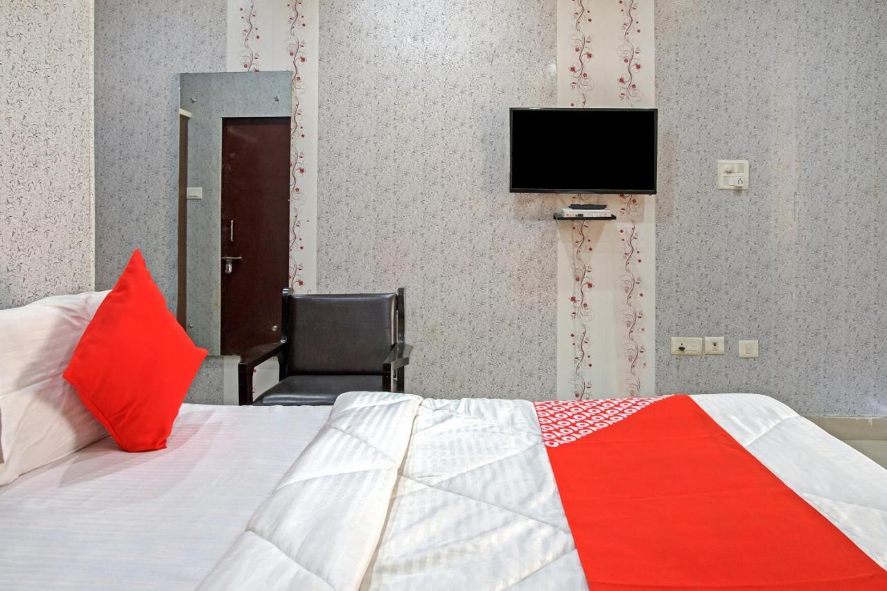 Oyo 62241 Swastik Garden Hotel Dhāmpur Екстериор снимка