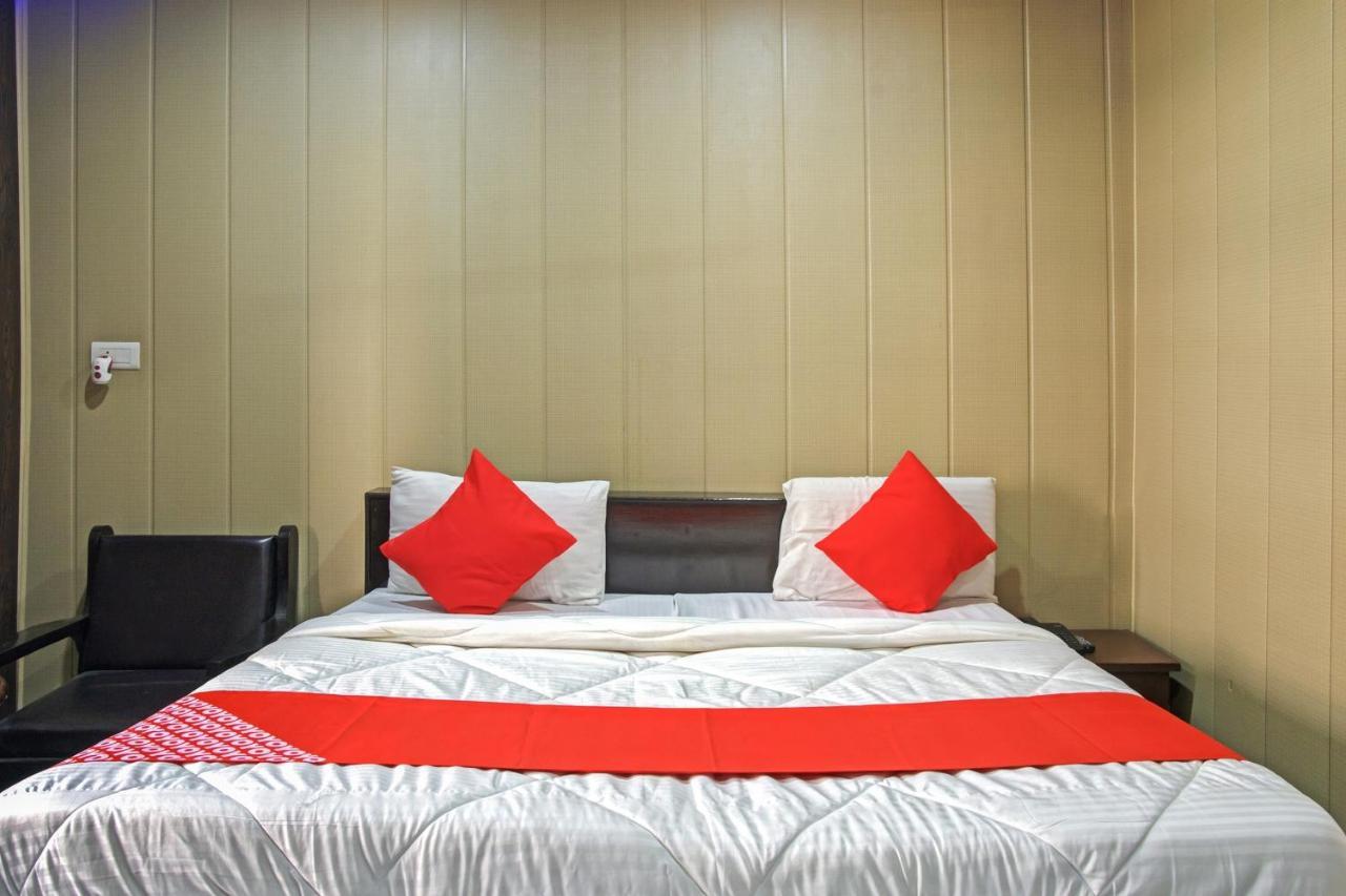 Oyo 62241 Swastik Garden Hotel Dhāmpur Екстериор снимка