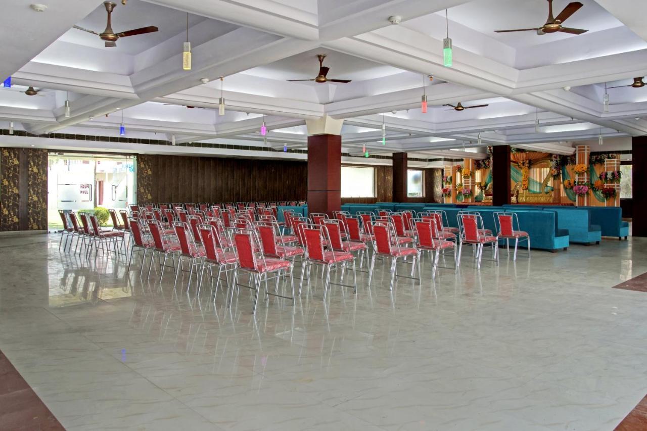 Oyo 62241 Swastik Garden Hotel Dhāmpur Екстериор снимка